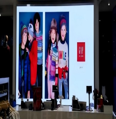 GAP Retail Store Shanghai, China