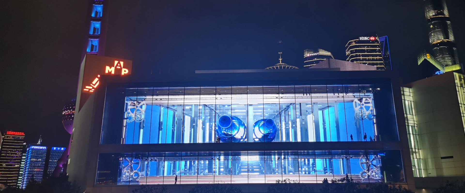 DOOH (Digital Out-of-Home) LED Display Solution